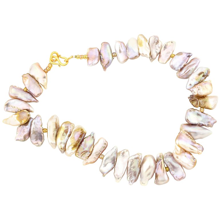 Cultured Fresh Water Pearls with Gold-Plated Clasp