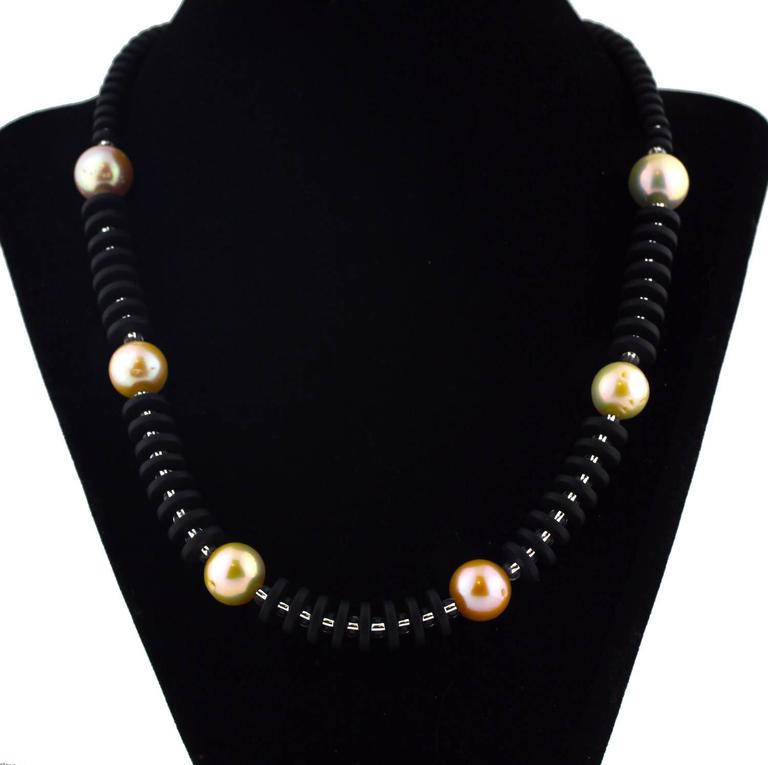 Stunning elegance of Black Onyx and peachy Pearls necklace