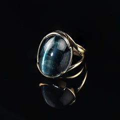 Magnificent 24 Carat Blue-Green Cat's Eye Tourmaline in 18Kt gold ring
