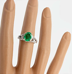 Colombian Emerald and Diamond Gold Ring