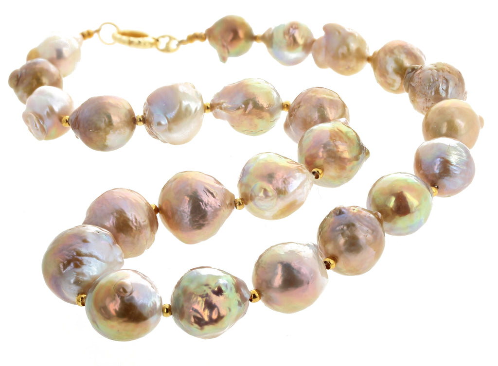 Goldy Cultured Pearl Necklace
